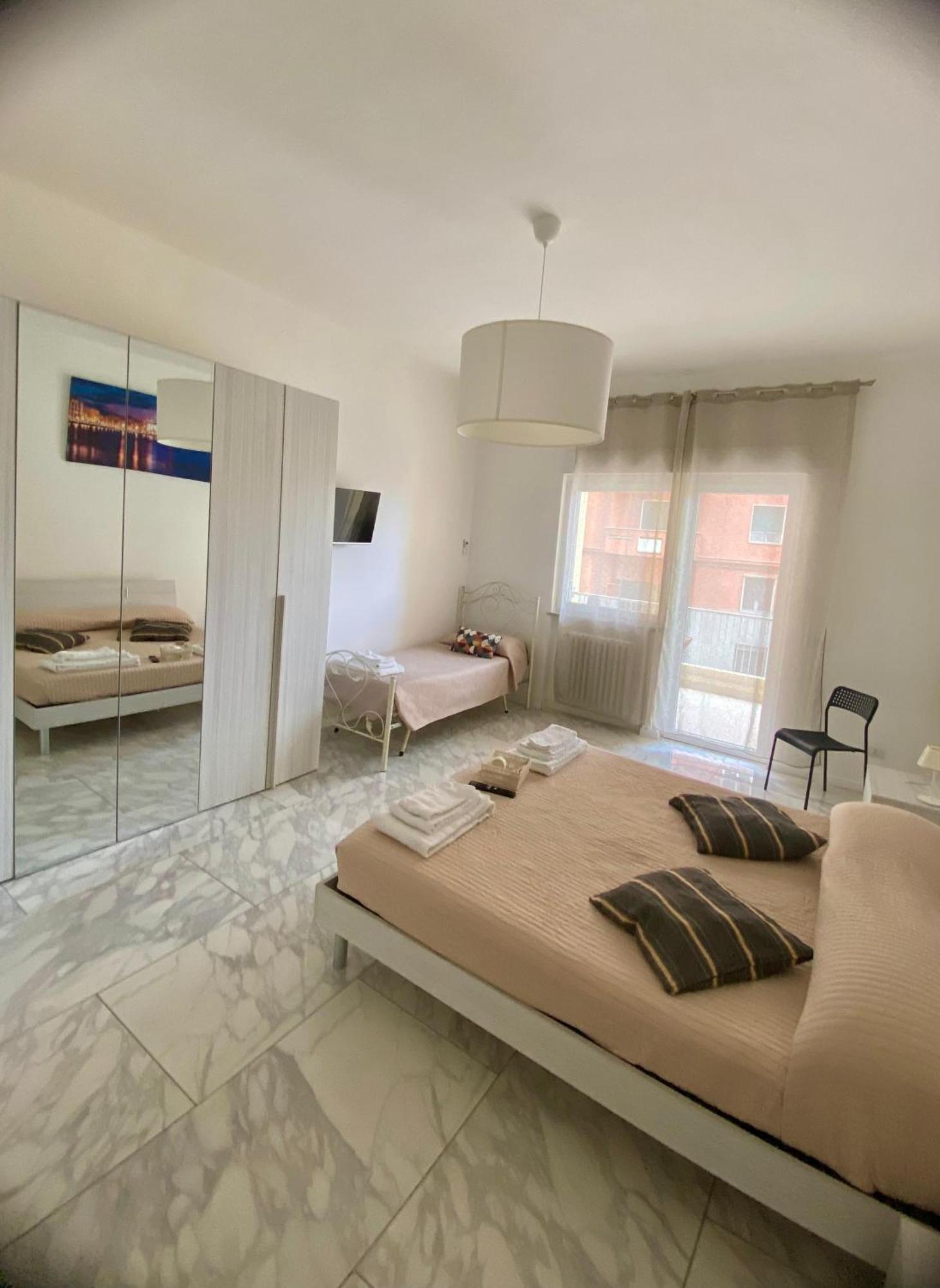 Ennio Rooms Bari Exterior foto