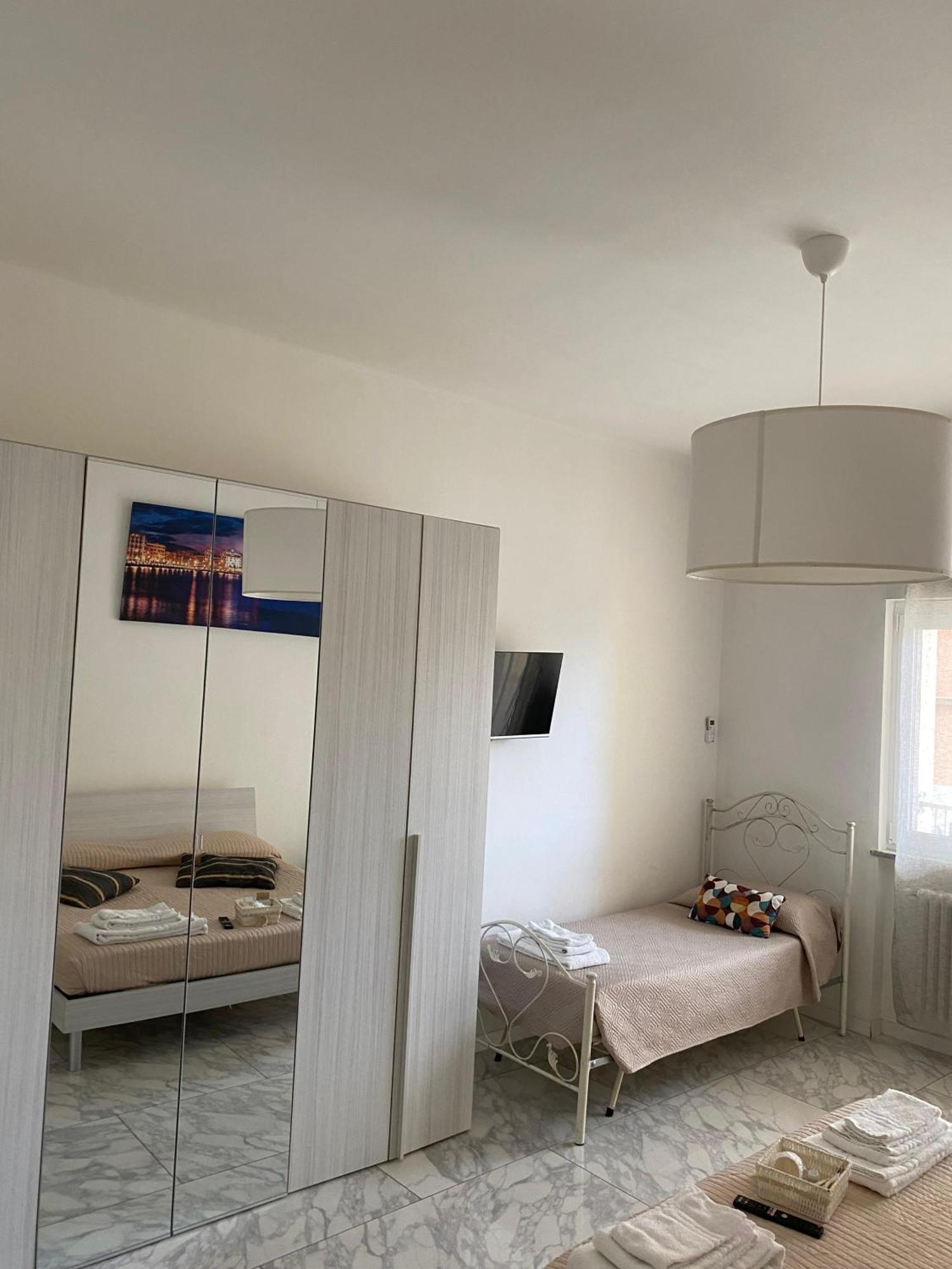 Ennio Rooms Bari Exterior foto
